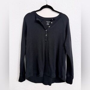 American Eagle Outfitters Charcoal Long Sleeve Henley